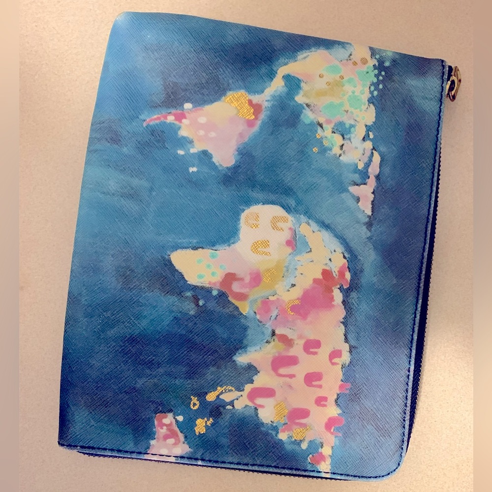 EUC Travel Essentials Case